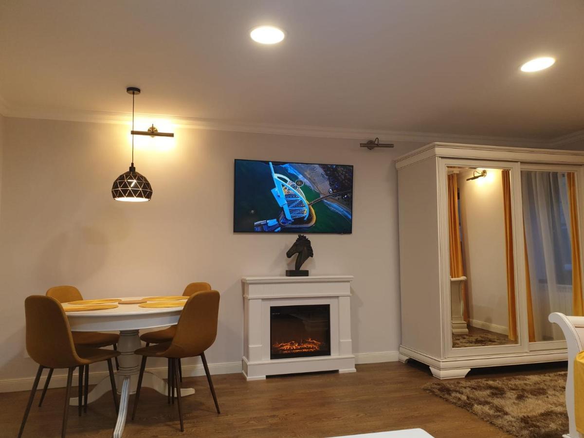 Apartamento Sunrise Cerbului Braşov Exterior foto